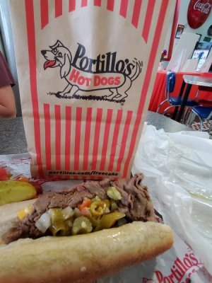 Portillo's Beef & bag.jpg