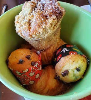 Riv Topolino's-pasteries.jpg
