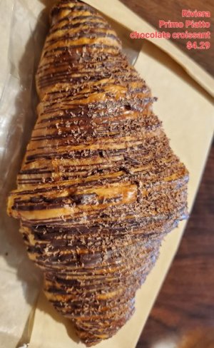 Riv Primo Piatto-choc croissant.jpg