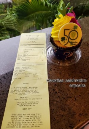 Poly Hawaiian cupcake.jpg