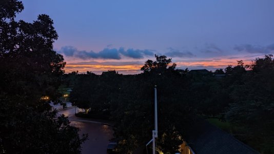 PXL_20220927_232509800.jpg