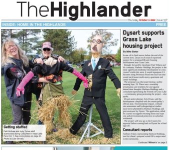 highlander scarecrow 2022.jpg