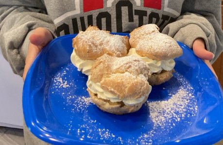 apple-cream-puffs.jpg