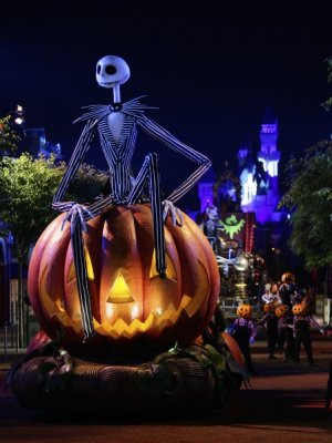 535530-disney-halloween-backgrounds-2027x2700-for-android.jpg