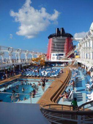 Disney_Fantasy_2014.jpg