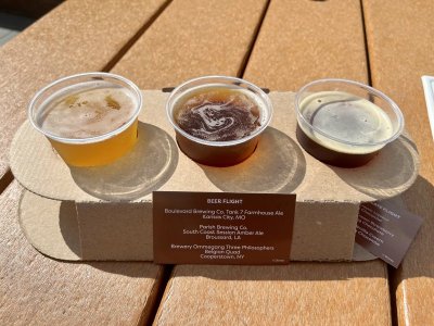 Beer flight.jpg