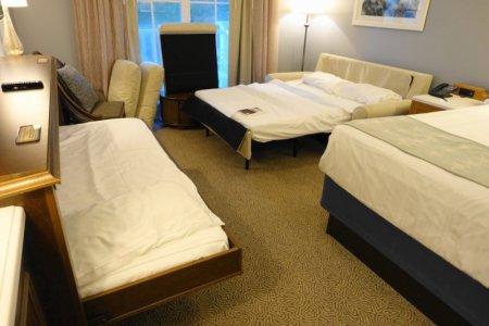 Hot-Bed-Mess-Disneys-Beach-Club-Villas-Studio-from-**************.net_.jpg