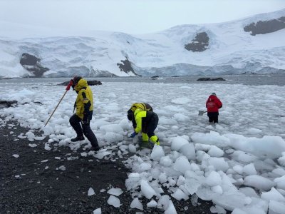 Day 9 ice 9.jpg
