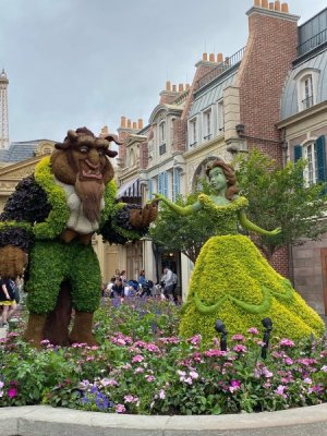 beauty and the beast flower and garden festival.jpg beauty and the beast flower and garden festival.jpg