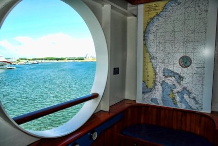 magic class 2013 Navigators Verandah porthole.jpg