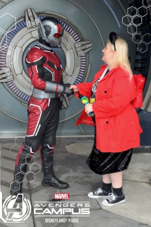DisneylandParis-id32865643.jpg