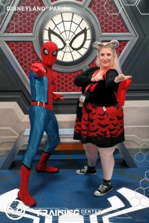 DisneylandParis-id32936109.jpg