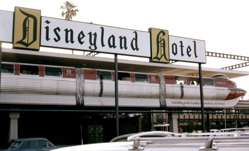 disney-hotel-6-1000x610.jpg
