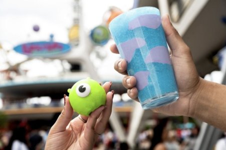 sulley-slush-and-mike-cake-mk.jpg