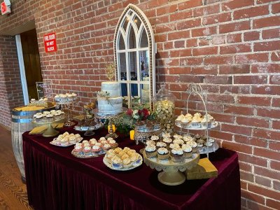 cake table.jpg