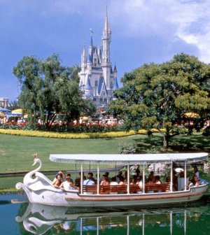 mk-swan-boats-1.jpg
