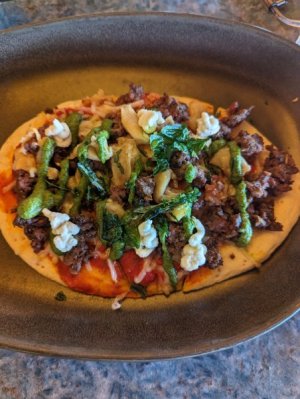 impossiblemeatballpizza.jpg