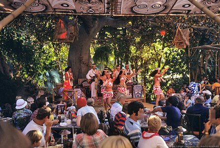 TT-Dancers-and-Diners--Th (1).jpg