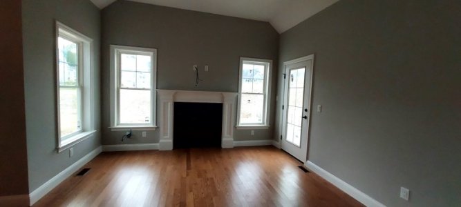 Condo LR.jpg