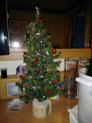 tree.jpg tree.jpg