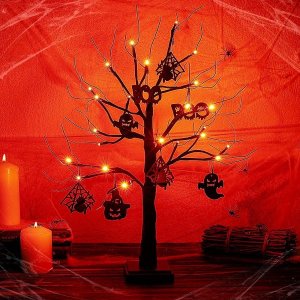 Halloween Tree.jpg