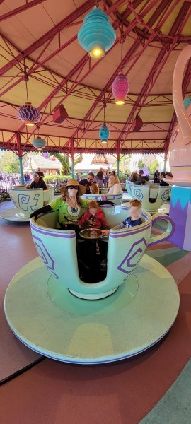 Tea cups judge me2.jpg Tea cups judge me2.jpg