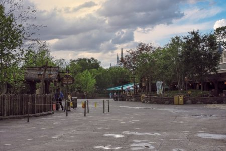 15 WDW-MK Fntsyland 2003-Edit.jpg