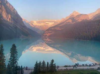 Day6_Lake_Louise_morning_1.jpg