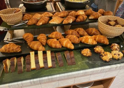 Day6_breakfast_1.jpg