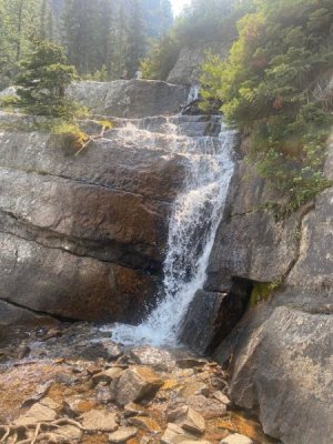 Day6_Moraine_hike_5.jpg