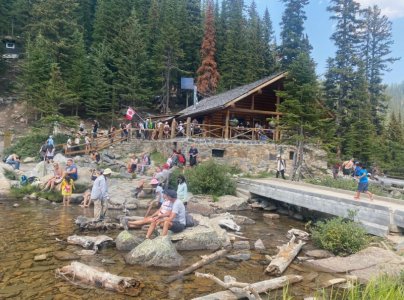 Day6_Moraine_hike_6.jpg