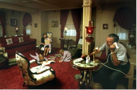 walts apt kids.JPG