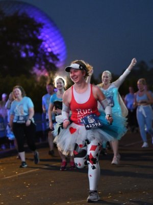 2022-02-25 - runDisney Walt Disney World - runDisney Finish Line bis.jpeg