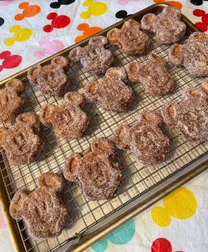CHURRO MICKEY WAFFLES 2.jpg CHURRO MICKEY WAFFLES 2.jpg