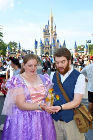 small 2023-08-15 - Magic Kingdom Park - Main street usa_2.jpg