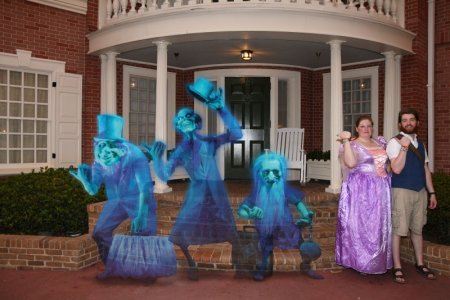 small 2023-08-16 - Magic Kingdom Park - Haunted mansion_2.jpg