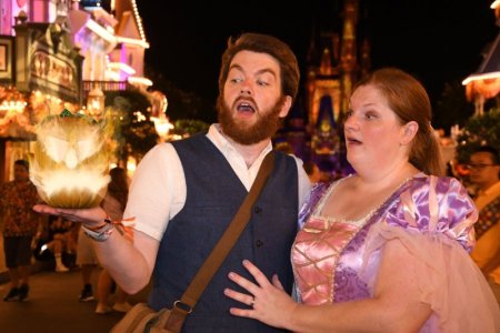 small 2023-08-16 - Magic Kingdom Park - Main street usa_2.jpg