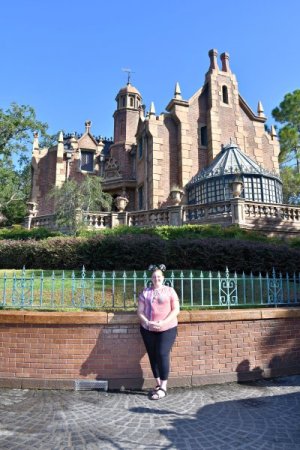 small 2023-08-18 - Magic Kingdom Park - Haunted mansion_4.jpg
