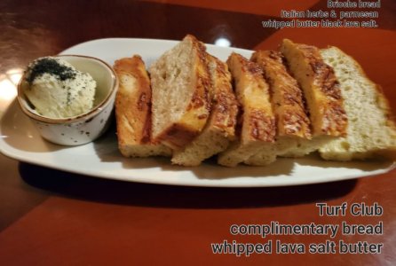 Turf club-bread.jpg