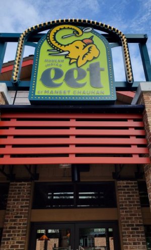 eet sign.jpg