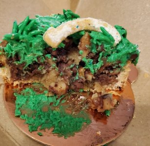 AP Derby pie inside.jpg