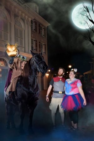 small 2023-08-19 - Magic Kingdom Park - Liberty square.jpg