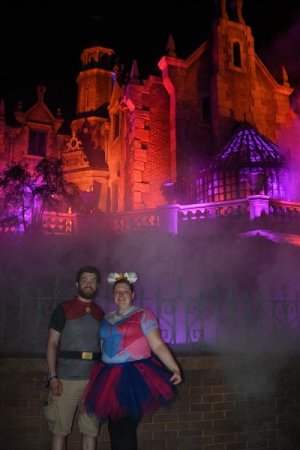 small 2023-08-19 - Magic Kingdom Park - Haunted mansion_3.jpg
