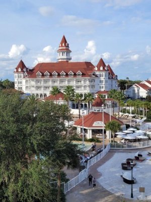 Grand Flo 1.jpg