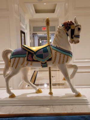 Grand Flo dvc lobby 2.jpg