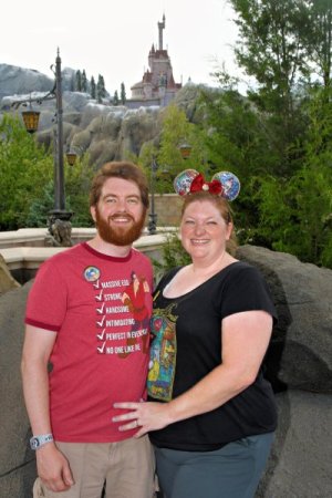 small 2023-08-20 - Magic Kingdom Park - Belles village_8.jpg