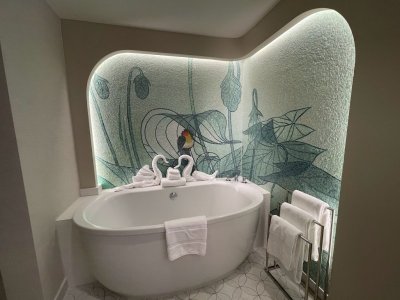 VDH Master Bath.jpg