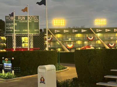 baseball.jpg