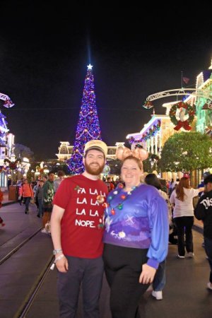 small 2023-12-16 - Magic Kingdom Park - Main street usa_4.jpg