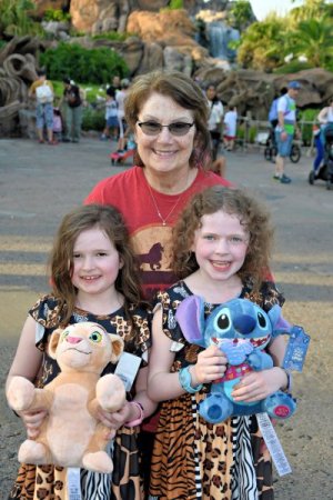small 2024-03-15 - Disneys Animal Kingdom Park - The tree of life_3.jpg small 2024-03-15 - Disneys Animal Kingdom Park - The tree of life_3.jpg